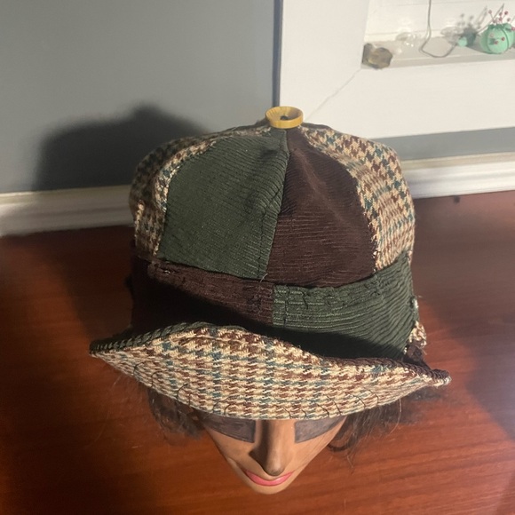Custom made hat - Picture 3 of 10